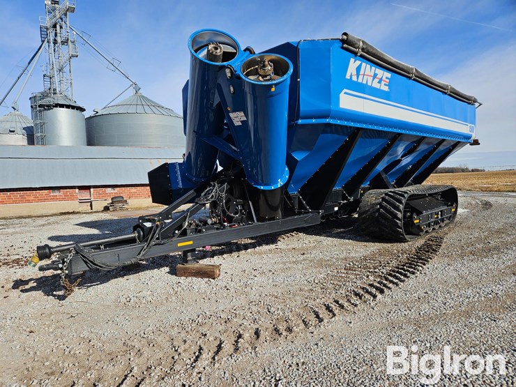 2013-kinze-1500-image-1