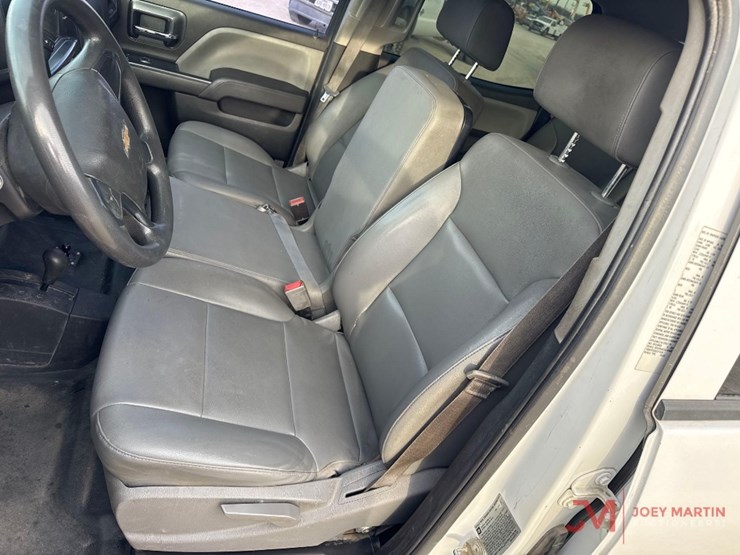 2016-chevrolet-silverado-3500-image-38