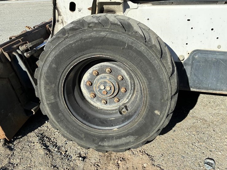 2018-bobcat-s650-image-9