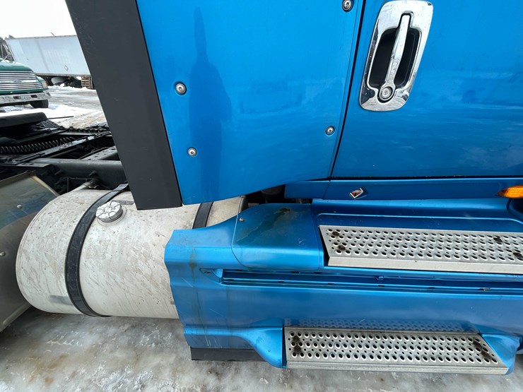 2014-international-prostar-image-23