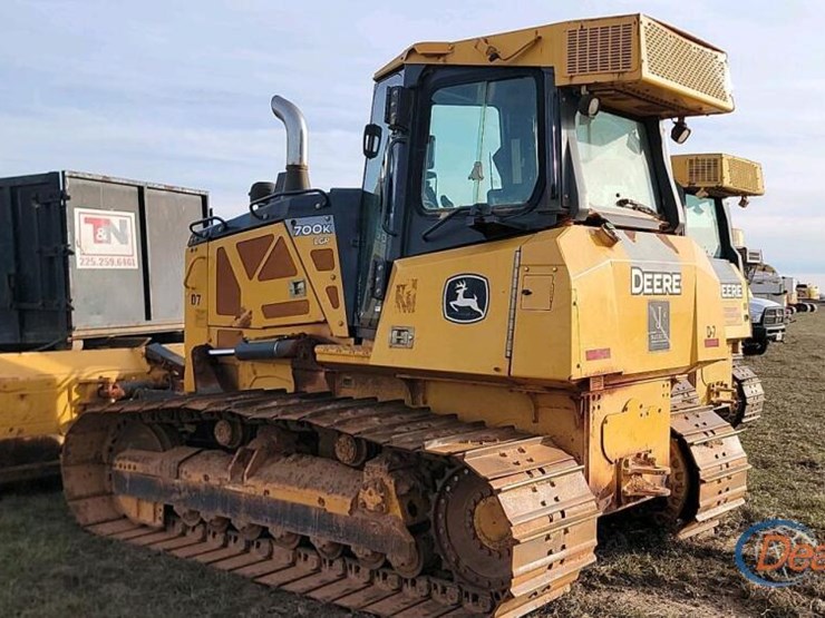 2015-deere-700k-lgp-image-3