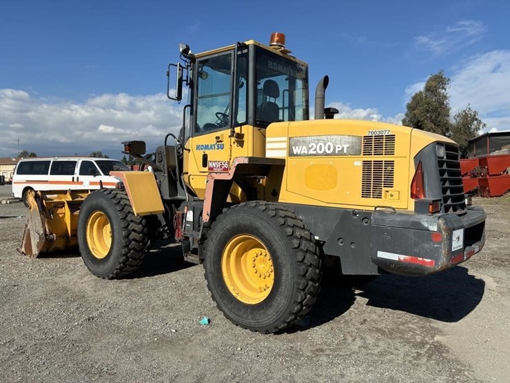 2008-komatsu-wheel-loader-image-4