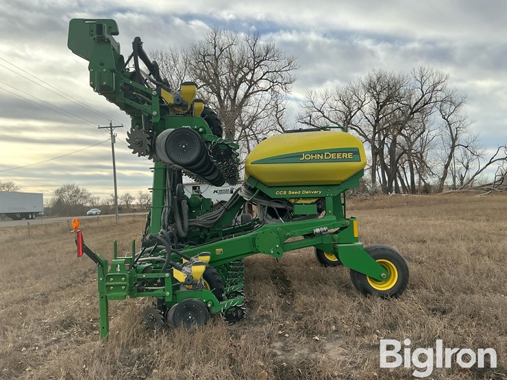 2011-john-deere-1720-ccs-image-8