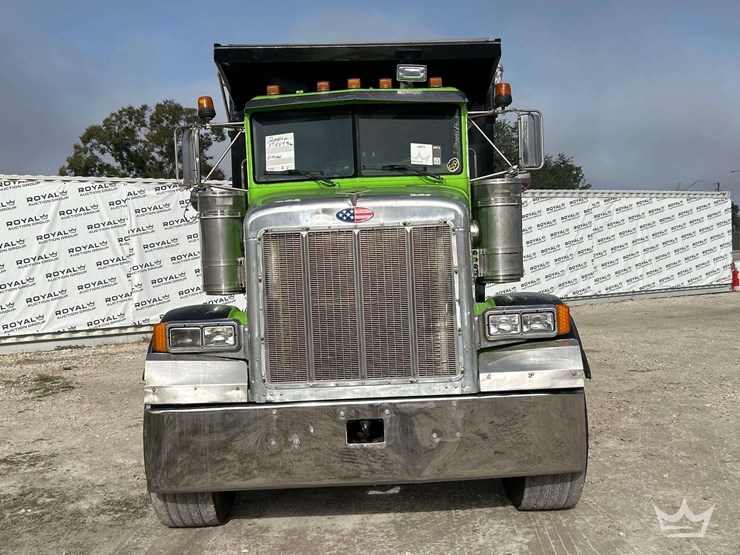 2004-peterbilt-357-image-25