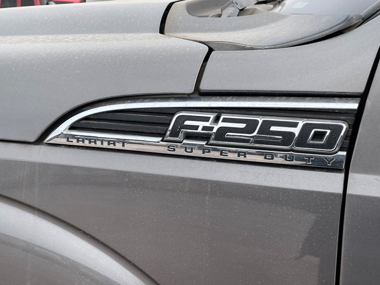 2011-ford-f250-lariat-image-54