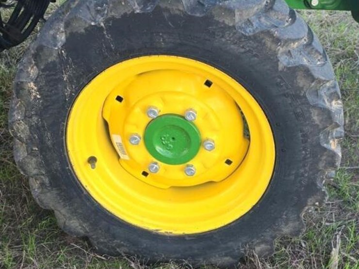 2022-john-deere-3039r-image-4