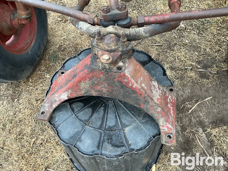 international-806-image-9