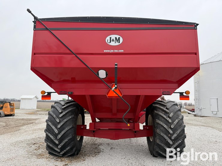 2017-j&m-875-image-6