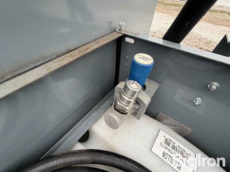 2023-thunder-creek-equipment-ev-750-image-19