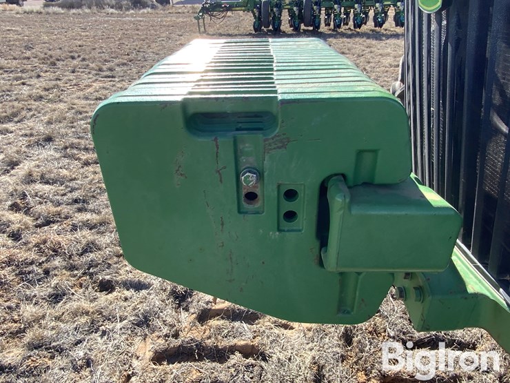 2010-john-deere-8320r-image-9