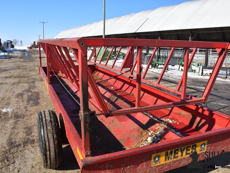 meyer-p-series-portable-feed-bunk-image-15