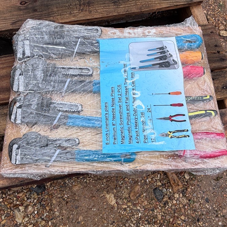 #8058 • PIPE WRENCHES, PLIERS, SCREWDRIVERS