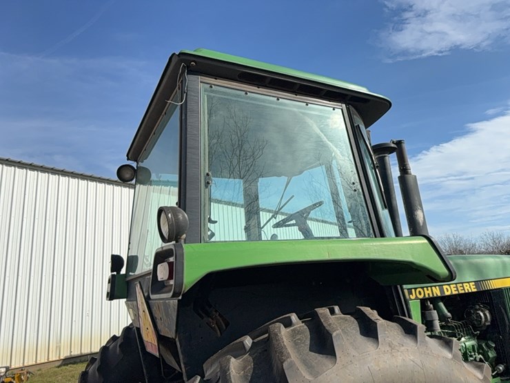 john-deere-4255-image-32