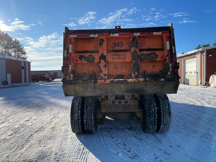 #314-•-1994-mack-quad-axle-dump-truck-(has-wi-title)(merrill,-wi)-image-4