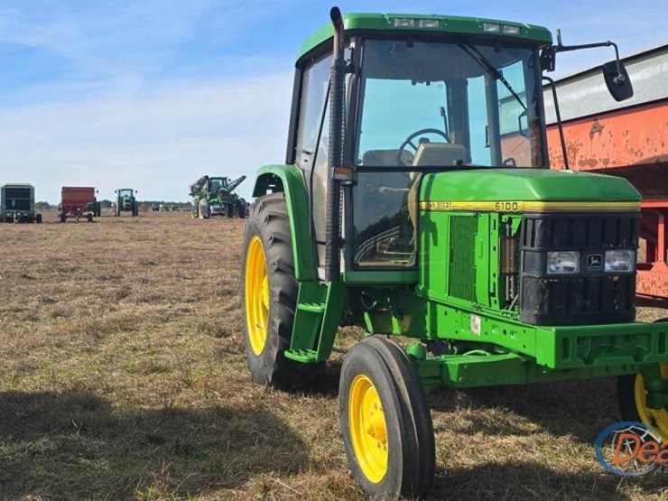 1993-john-deere-6100-image-1