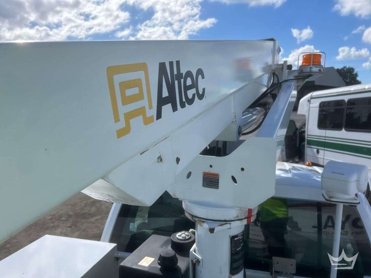 2019-altec-at200a-image-33