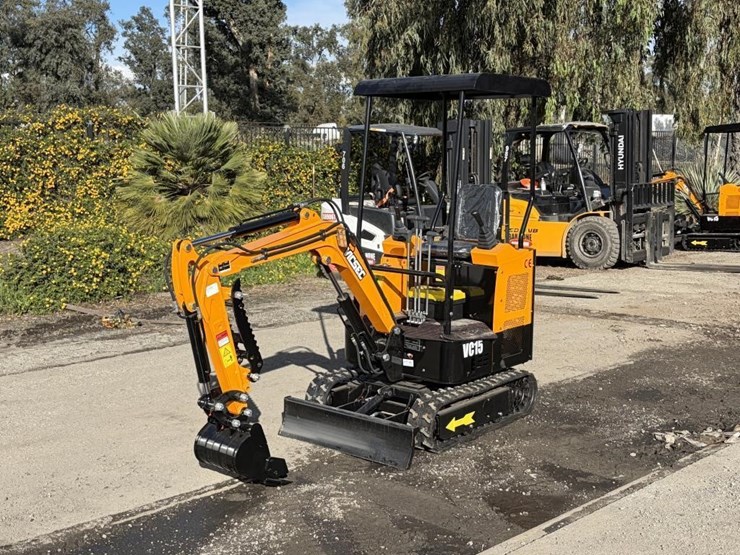 2025-vicsec-vc15-excavator-image-1