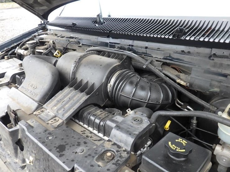 2003-ford-e350-image-9
