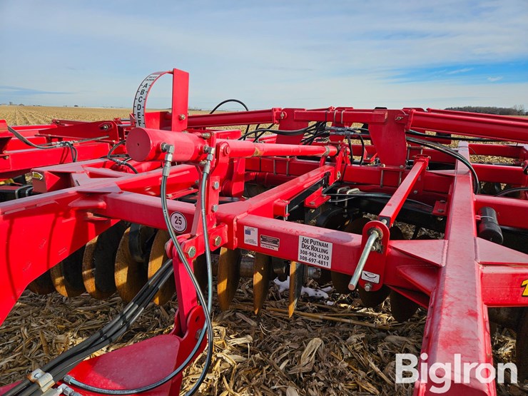 2014-sunflower-1435-image-12