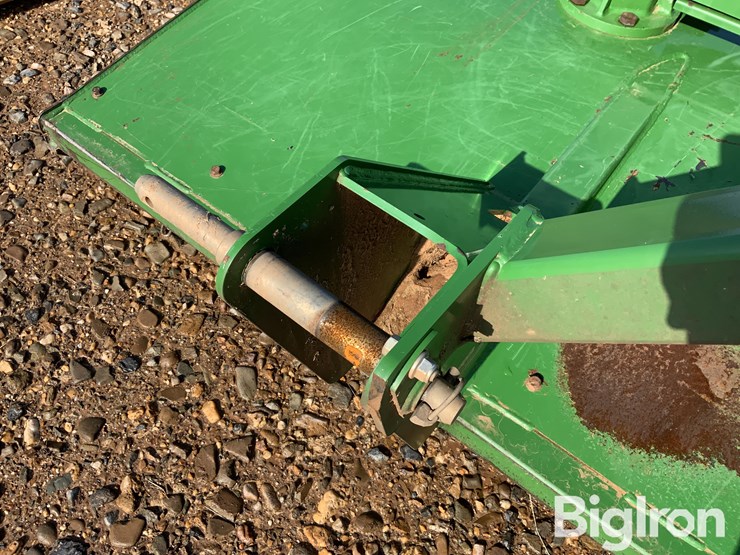 2022-john-deere-mx8-image-11