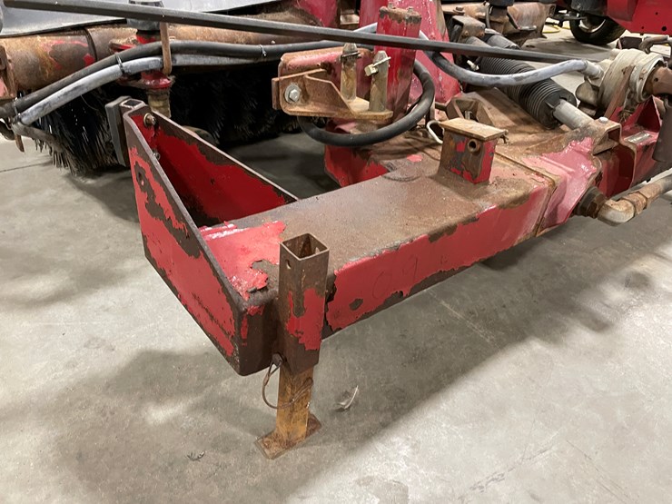 toro-groundsmaster-325d-image-32