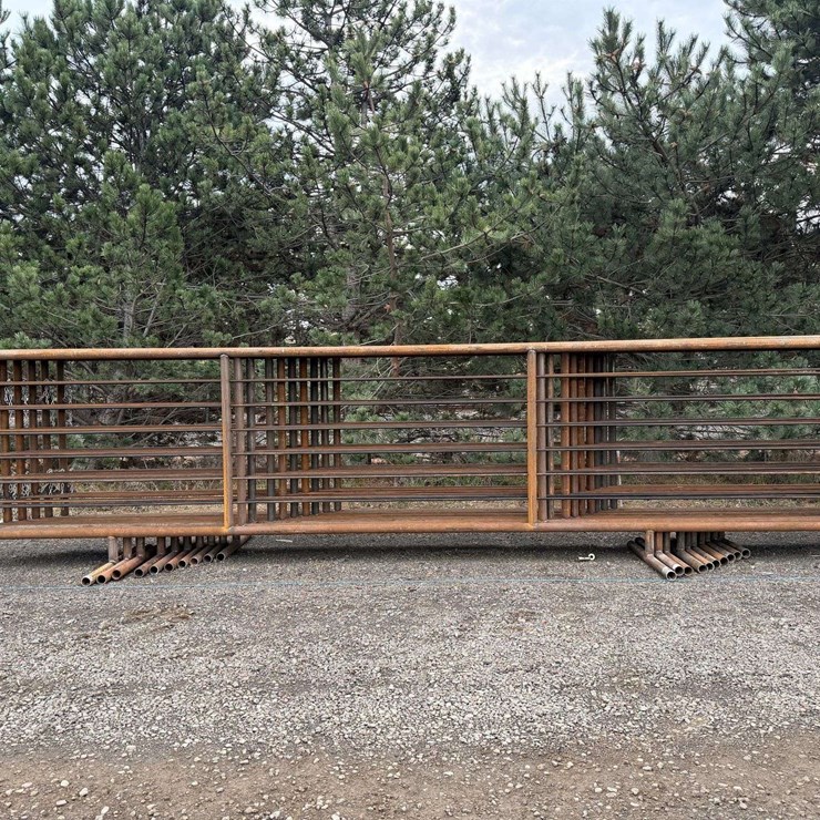 24' Freestanding Panels