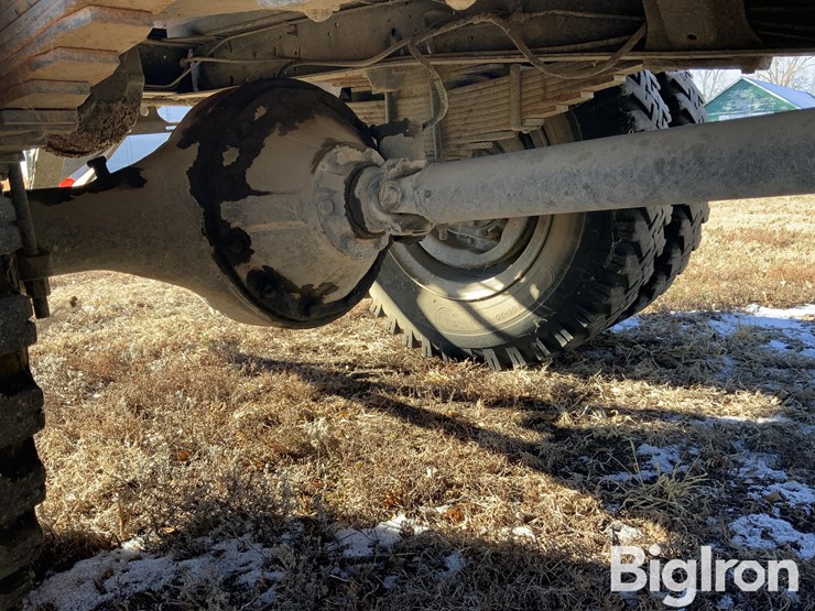 1975-ford-c600-image-14