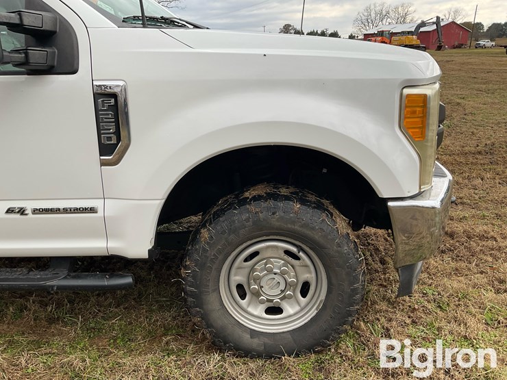 2017-ford-f250-xl-image-18