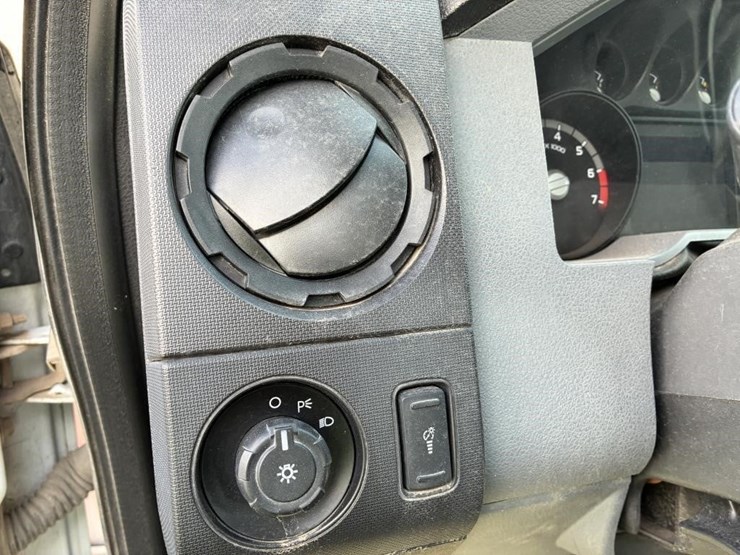 2014-ford-f250-image-17