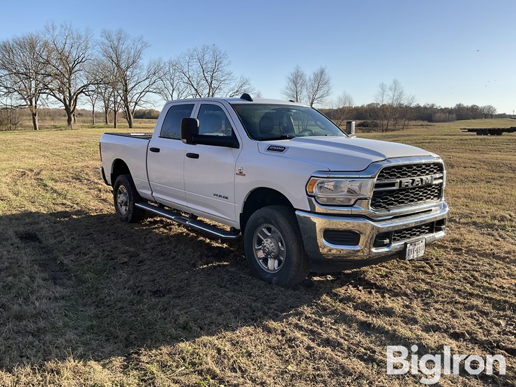 2022-ram-2500-hd-image-3