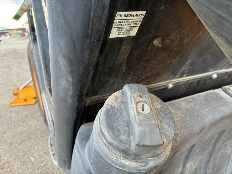 jcb-telescopic-reach-lift-image-11