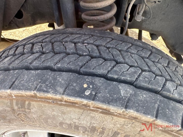 2016-ford-f550-xl-image-15