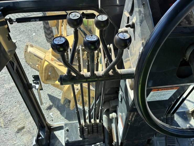 2004-komatsu-gd555-image-21