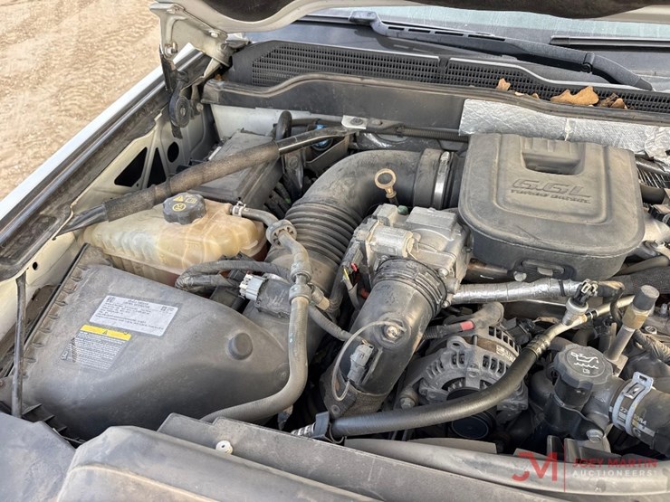 2016-chevrolet-silverado-3500-image-29