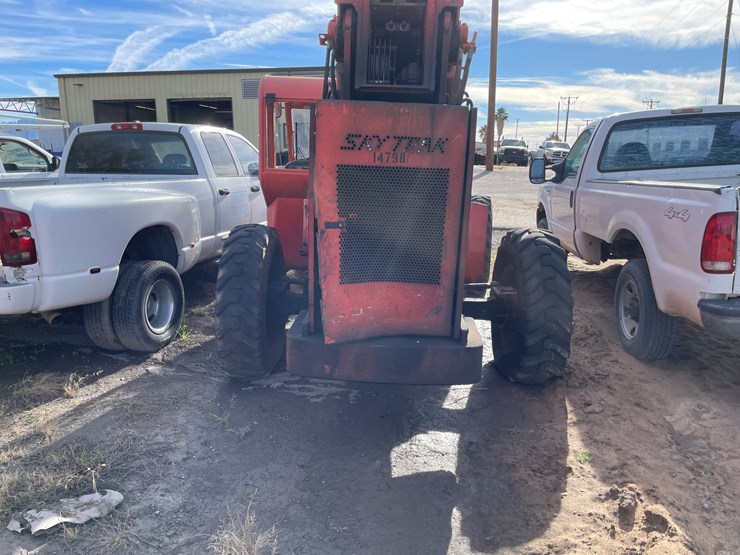 sky-trak-8042-image-5