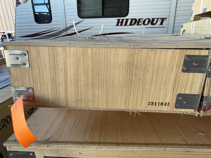 #3819-•-chicken-coop-image-2