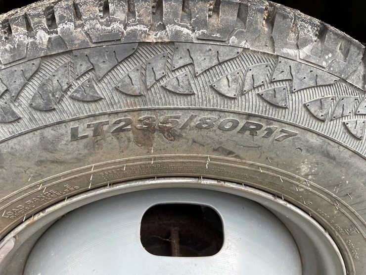 #330-•-2012-f350-super-duty-cab-and-chassis-pickup-(has-wi-title)(custer,-wi)-image-19