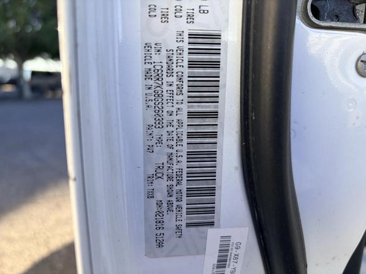 2016-dodge-ram-1500-image-16