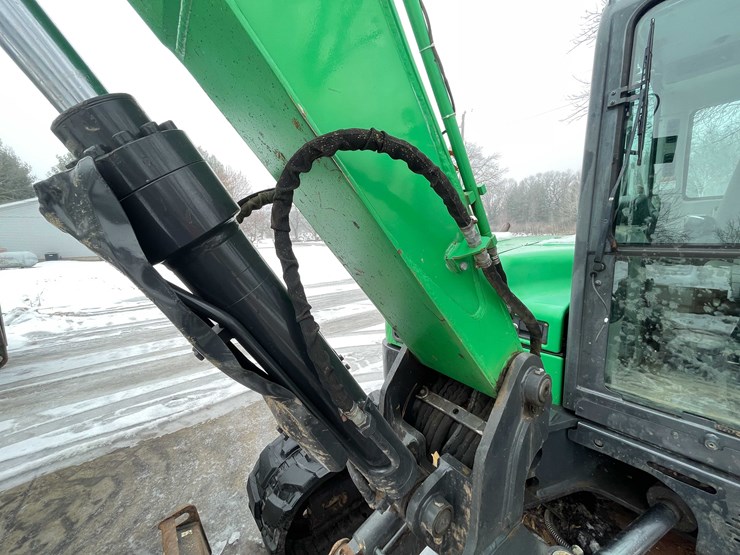 2014-bobcat-e85-image-34