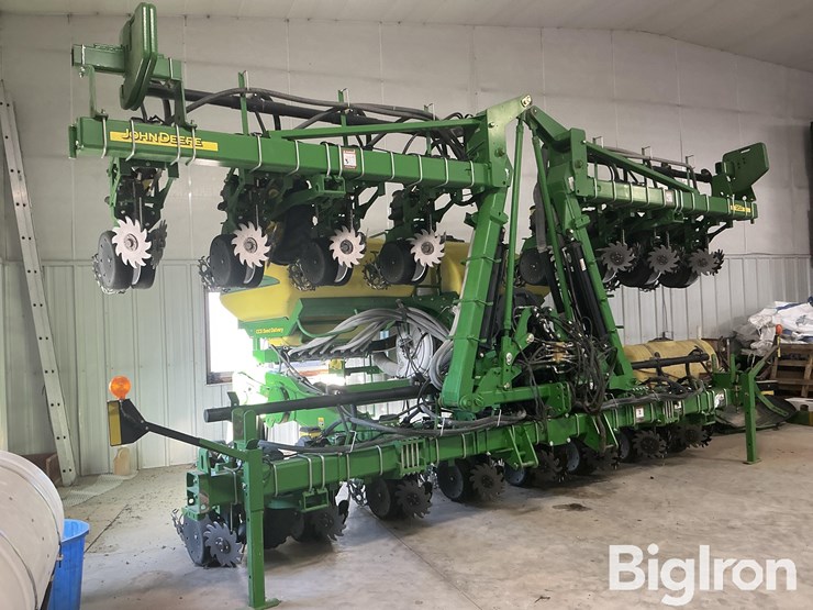 2011-john-deere-1720-ccs-image-11