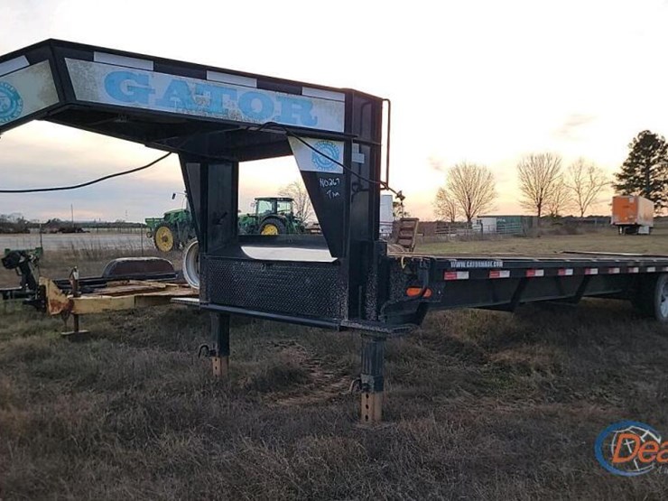 2018-gator-32'-gooseneck-trailer,-s/n-4z1gf3022js045055:-gator-tuff-ramps-image-2