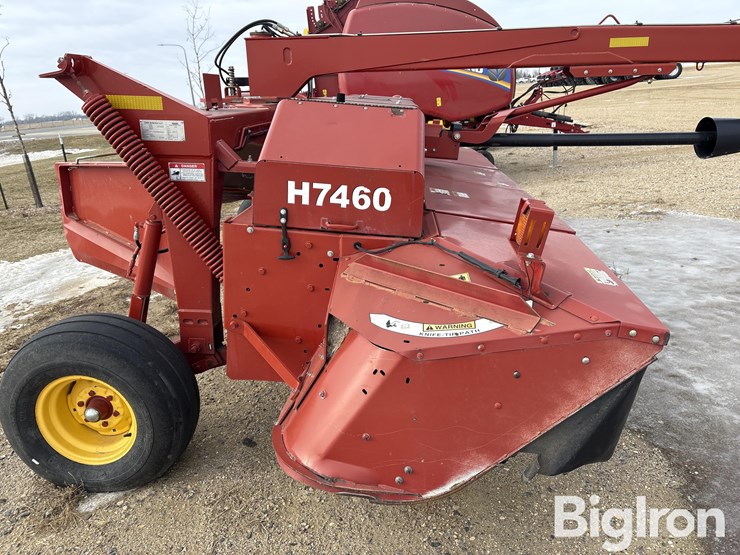 2011-new-holland-h7460-image-17