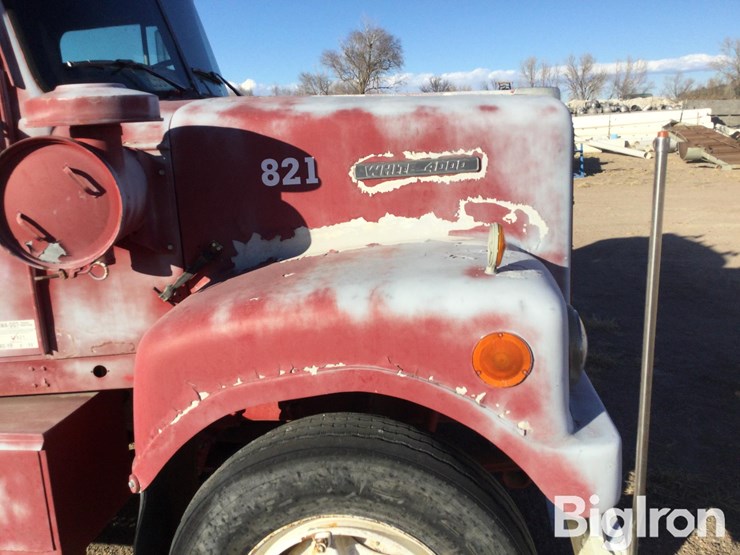 1970-white-4000-image-13