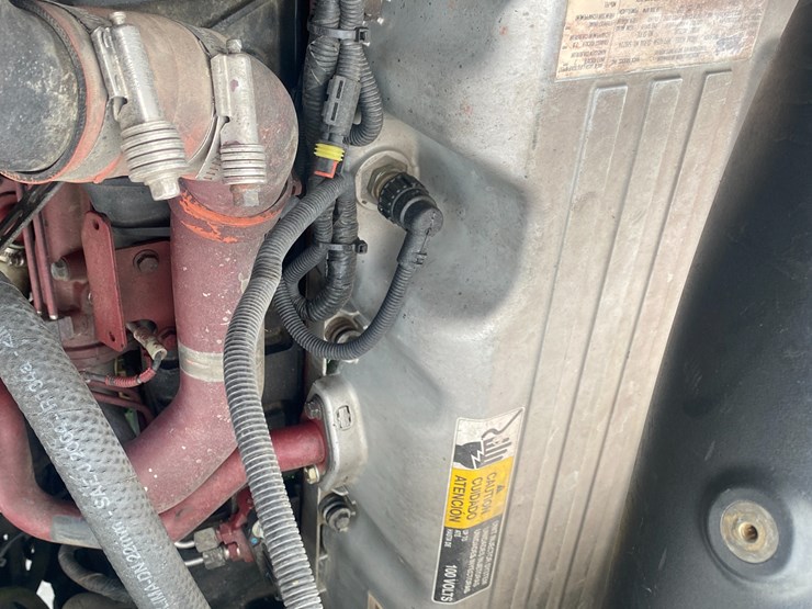 #302-•-2009-mack-gu713-semi-tractor-(has-wi-title)-(mosinee,-wi)-image-116