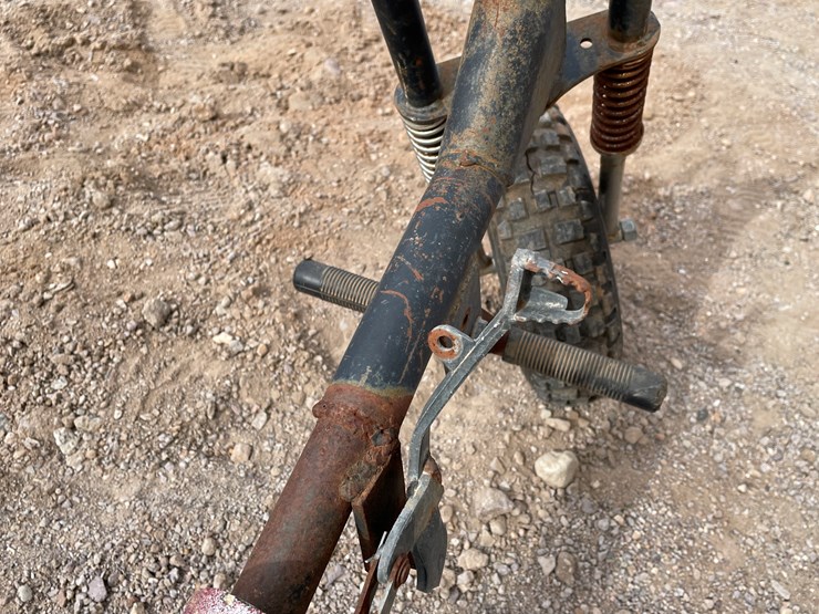 #202-•-three-wheeler-image-37