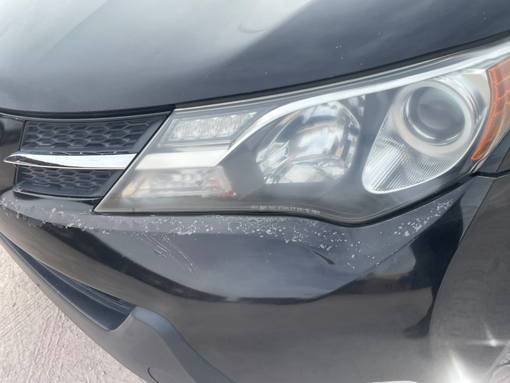 2013-toyota-rav4-image-27