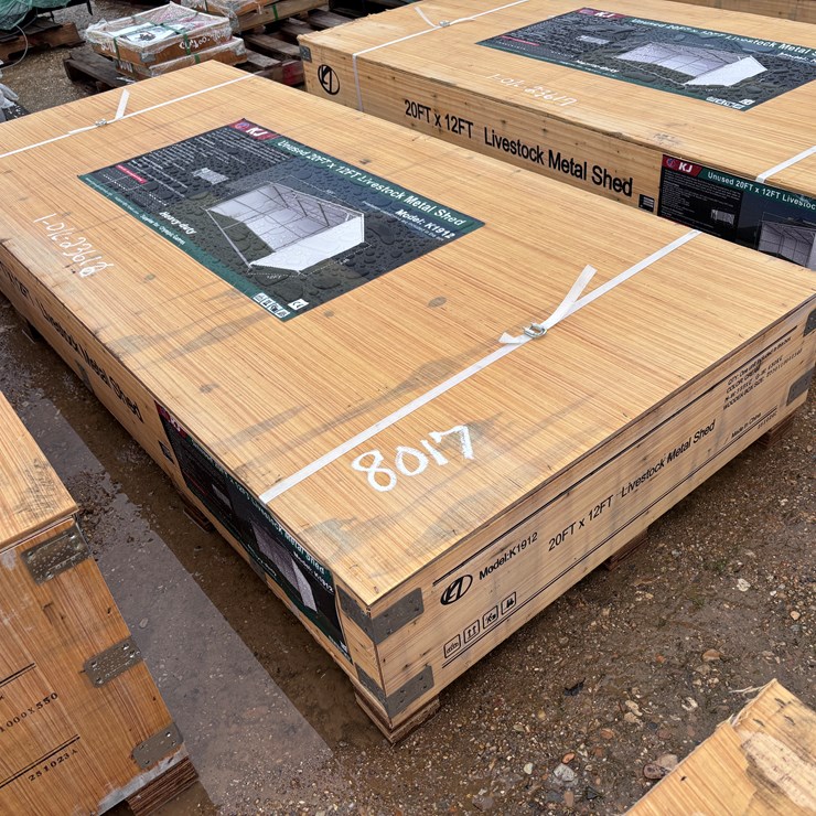 #8017 • LIVESTOCK METAL SHED