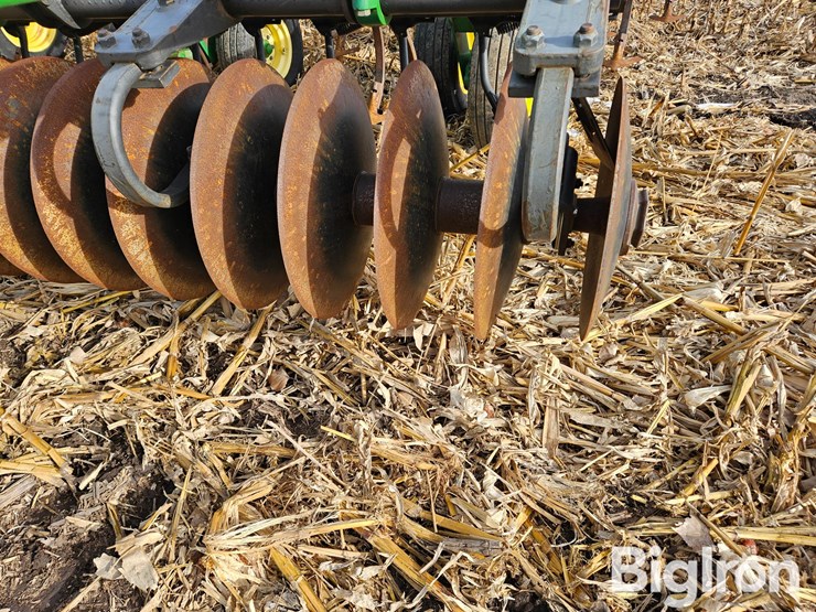 2008-john-deere-2310-image-15