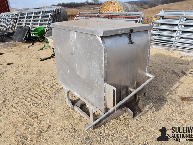 livestock-feeder-image-3
