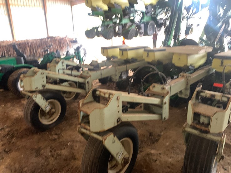 john-deere-1725-image-18